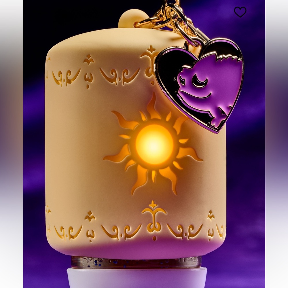 Bath and Body Works Rapunzel Sanitizer Holder Light Up Lantern and Sanitizer NEW - Picture 5 of 5